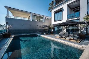 art and interiors boutique hotel