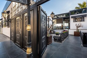 art and interiors boutique hotel