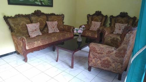 villa trijaya