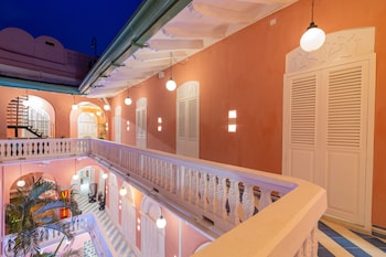 casa movida hostel