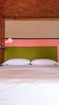 casa movida hostel