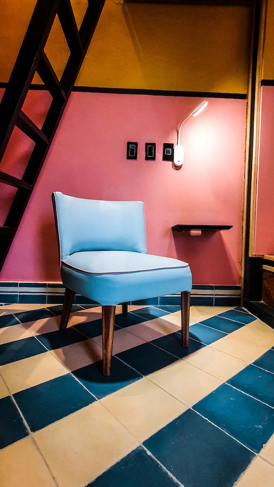 casa movida hostel