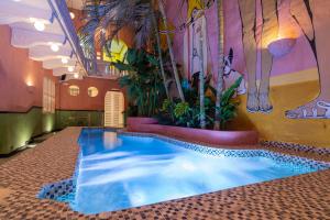 casa movida hostel