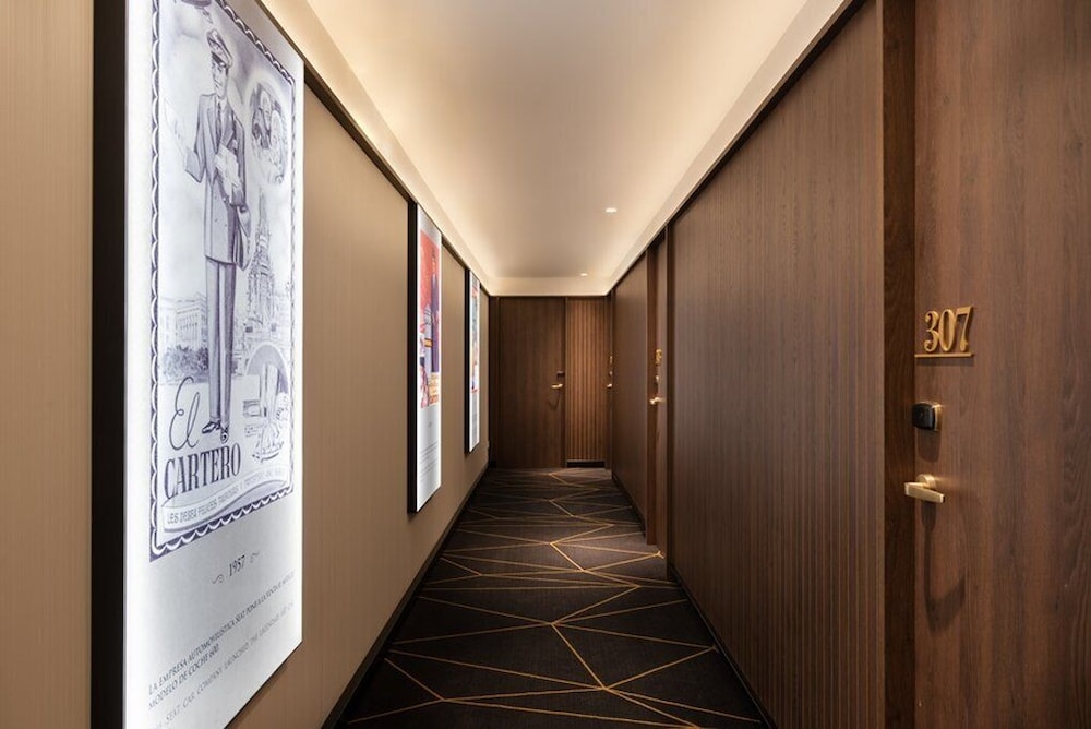 aurea palacio de correos