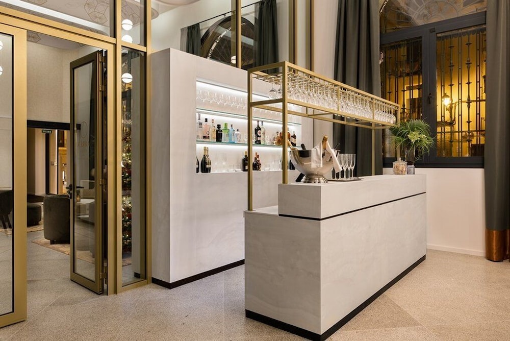 aurea palacio de correos