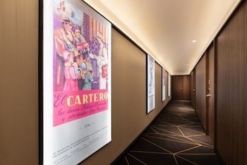 aurea palacio de correos