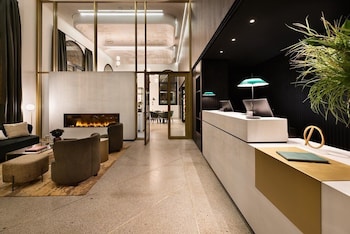 aurea palacio de correos