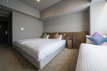 hotel oriental express fukuoka nakasu kawabata