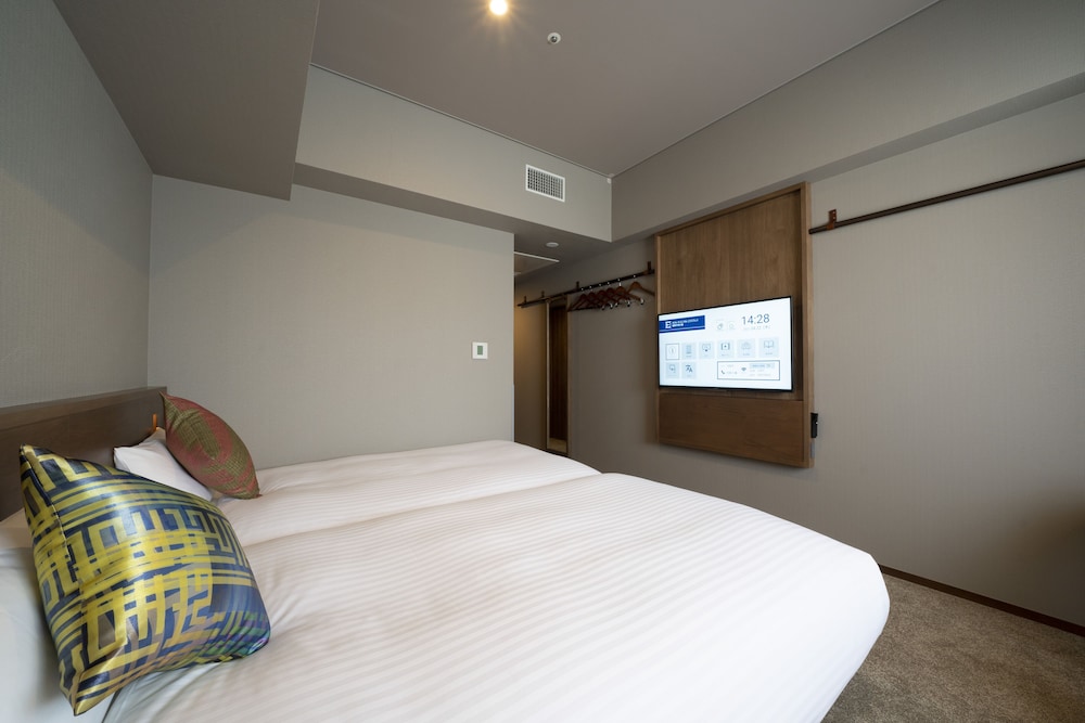 hotel oriental express fukuoka nakasu kawabata