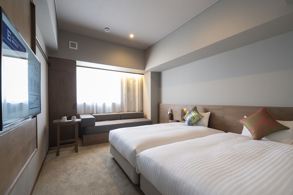 hotel oriental express fukuoka nakasu kawabata