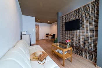 hotel california miyakojima resort