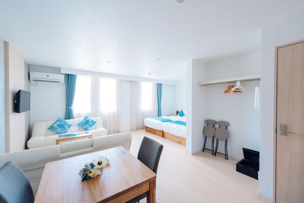 hotel california miyakojima resort