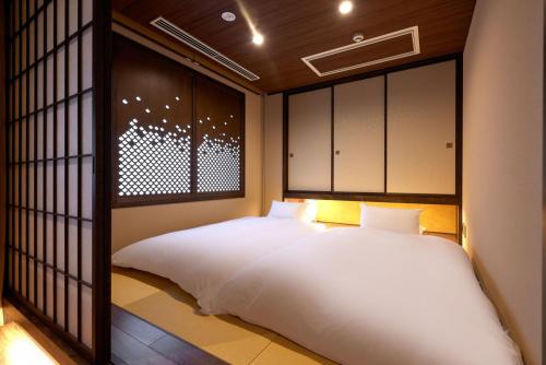 minn kanazawa