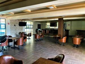 kavia meoqui hotel and suites