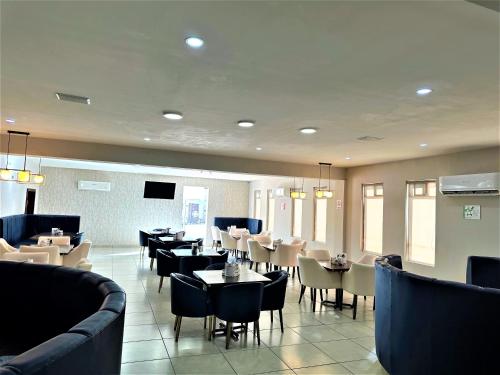 kavia meoqui hotel and suites