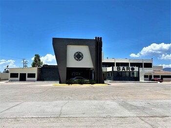 kavia meoqui hotel and suites