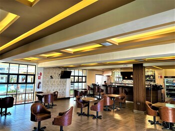 kavia meoqui hotel and suites