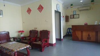hotel pelita terang
