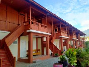 granada inn palu