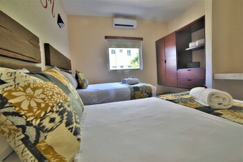 12 bees hotel