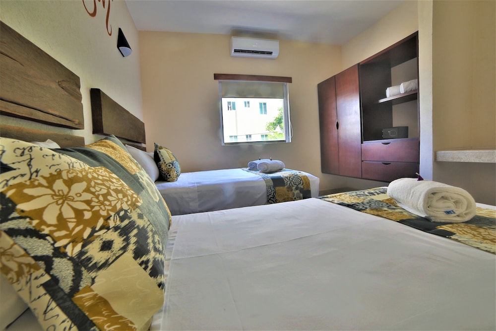 12 bees hotel