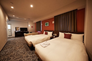 ysinn naha orokuekimae