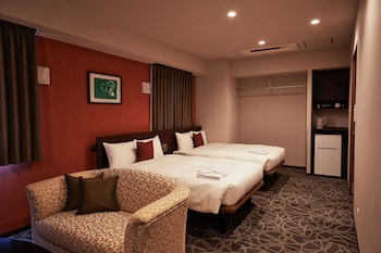 ysinn naha orokuekimae