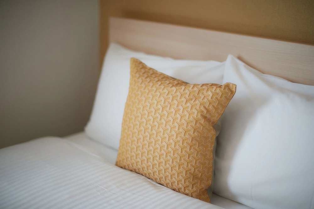 ysinn naha orokuekimae