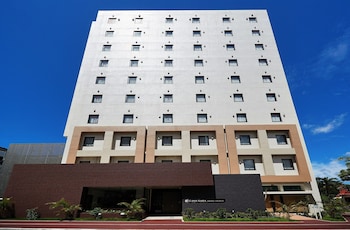 ysinn naha orokuekimae