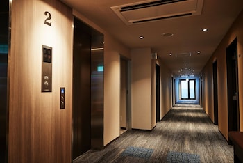 ysinn naha orokuekimae