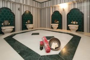 les lion luxury spa