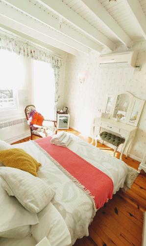 lotus restaurant and home