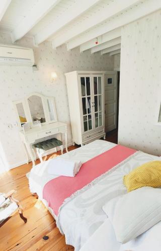 lotus restaurant and home