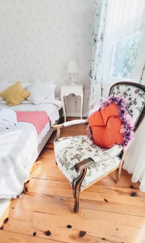 lotus restaurant and home