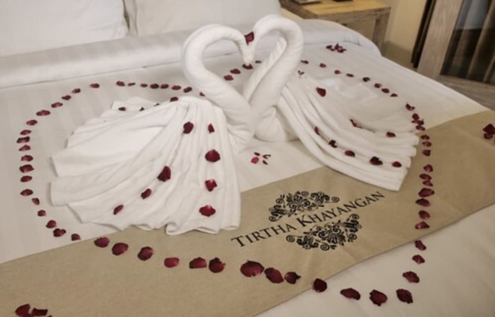 tirtha khayangan canggu