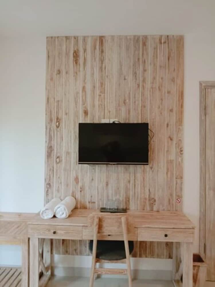 tirtha khayangan canggu