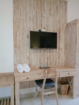 tirtha khayangan canggu