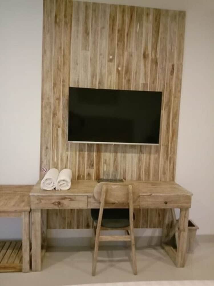 tirtha khayangan canggu