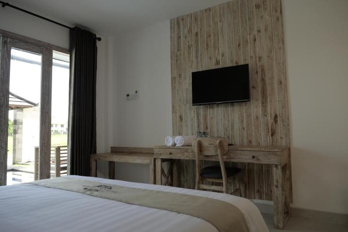 tirtha khayangan canggu