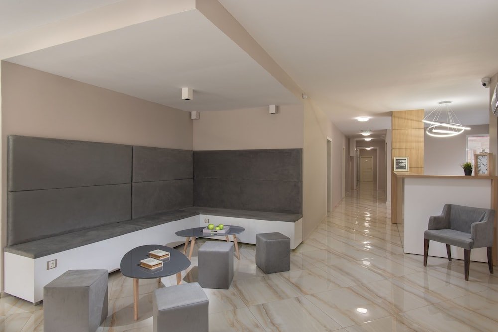 marina beach apartments