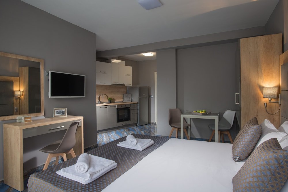 marina beach apartments