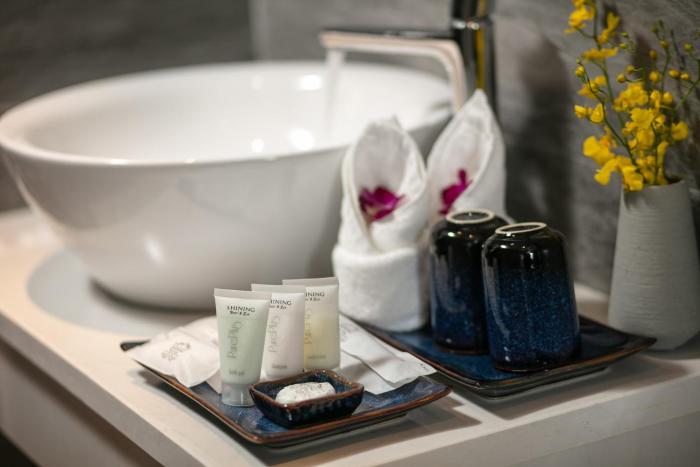 shining riverside hoi an boutique and spa