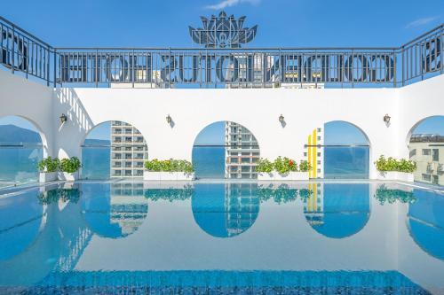 golden lotus hotel