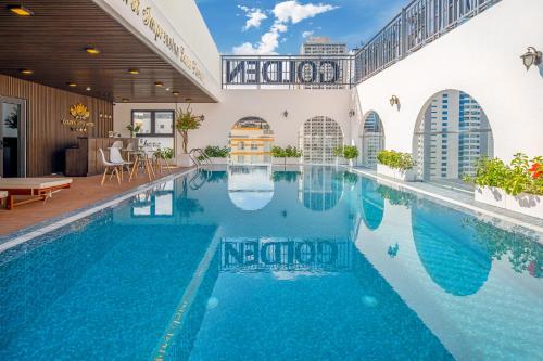 golden lotus hotel