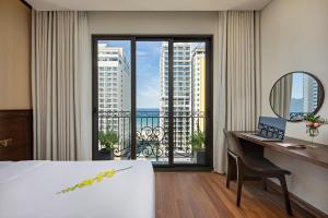 golden lotus hotel