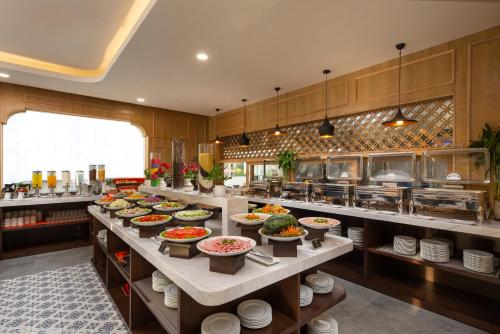 golden lotus hotel
