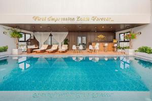 golden lotus hotel