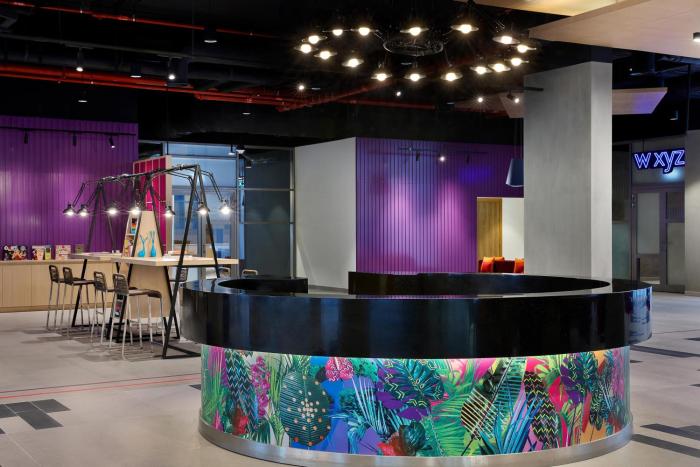 aloft dubai airport