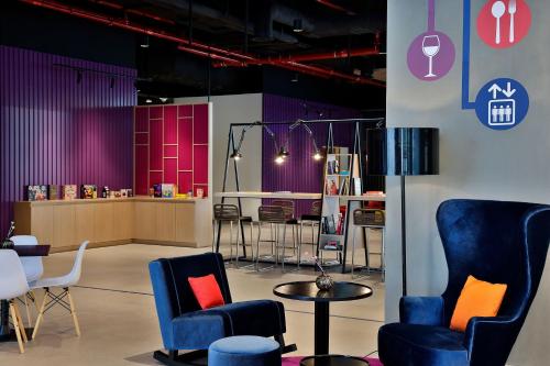 aloft dubai airport