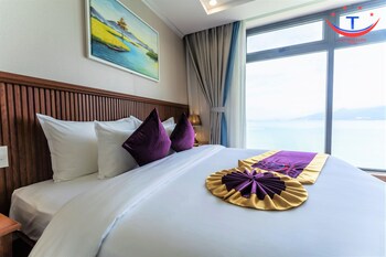 vietnam taste hotel quy nhon beachfront